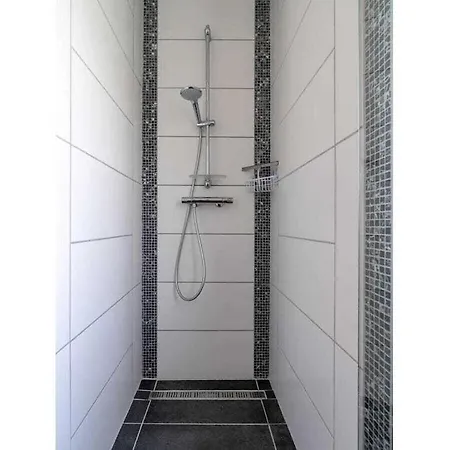 Holiday home One-bedroom Ouddorp